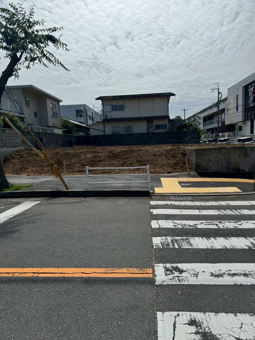 解体後、整地されて更地になった土地